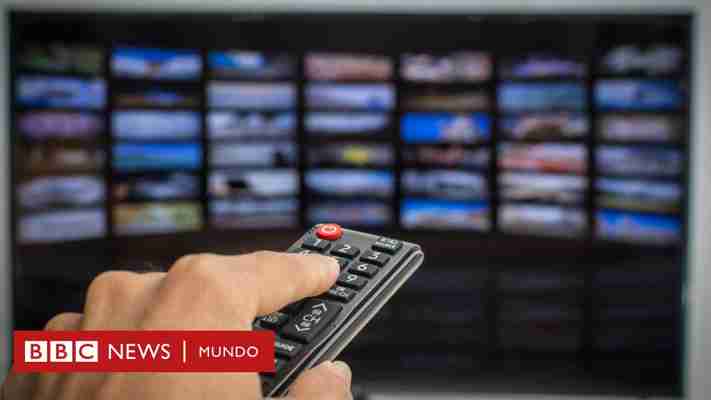 Los riesgos de comprar un televisor inteligente (y qué recomienda el FBI para protegerte)